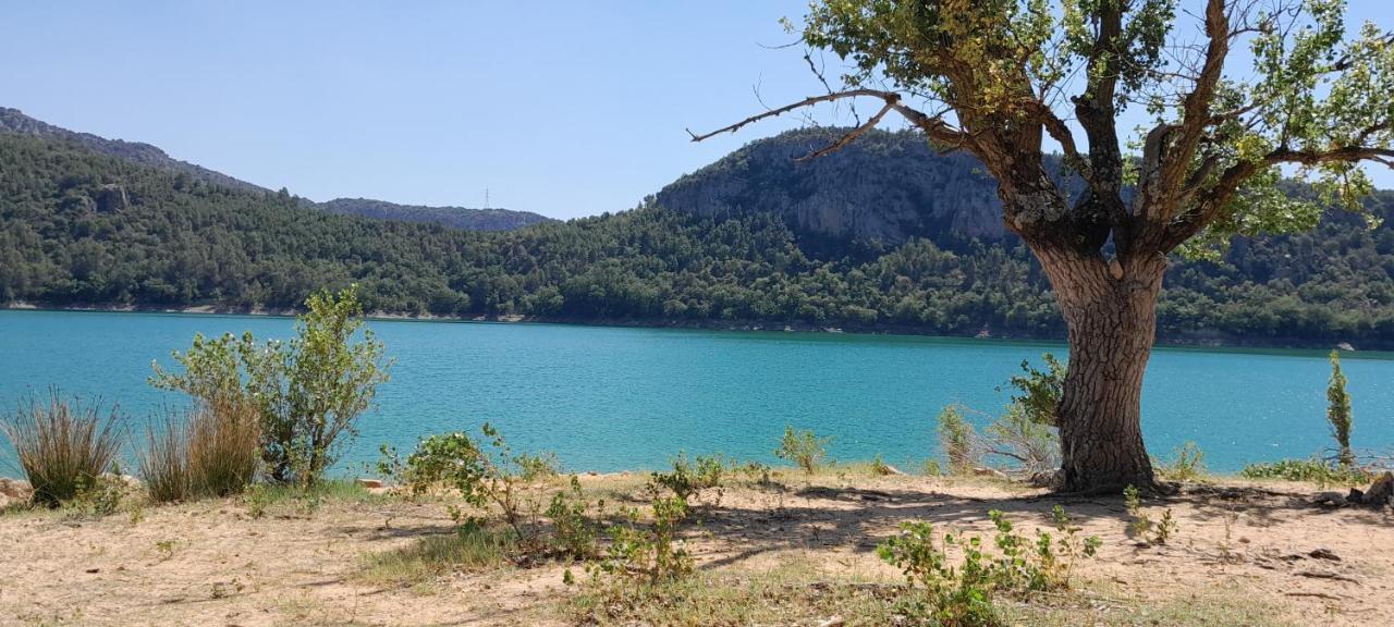 Alberg de Talarn Tremp Bagian luar foto